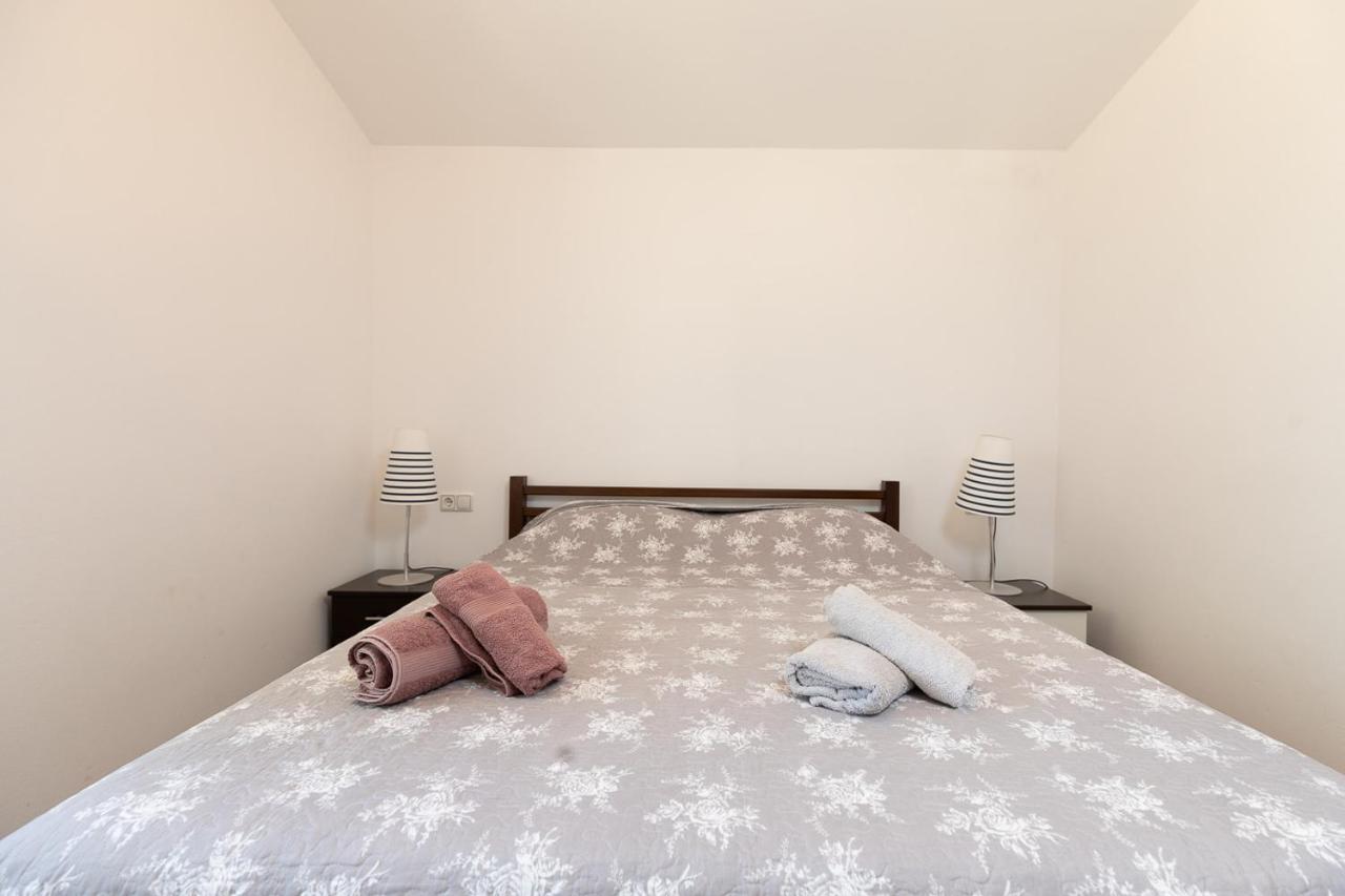 Holiday House Hana Ровинь Экстерьер фото
