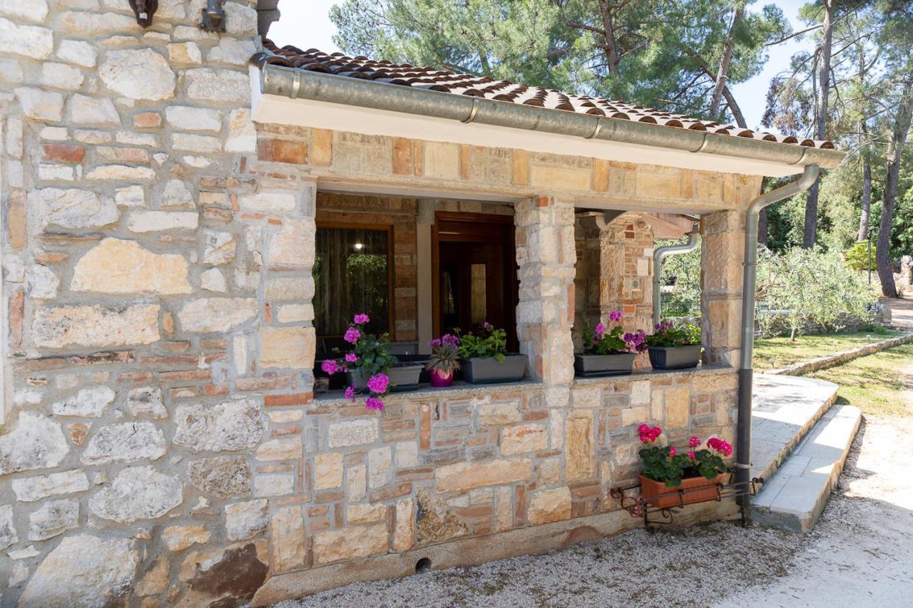 Holiday House Hana Ровинь Экстерьер фото